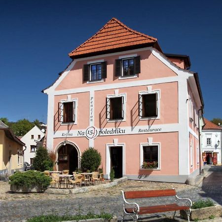 Hotel Penzion Na 15. Poledniku à Jindřichův Hradec Extérieur photo