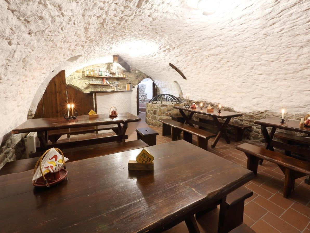 Hotel Penzion Na 15. Poledniku à Jindřichův Hradec Extérieur photo