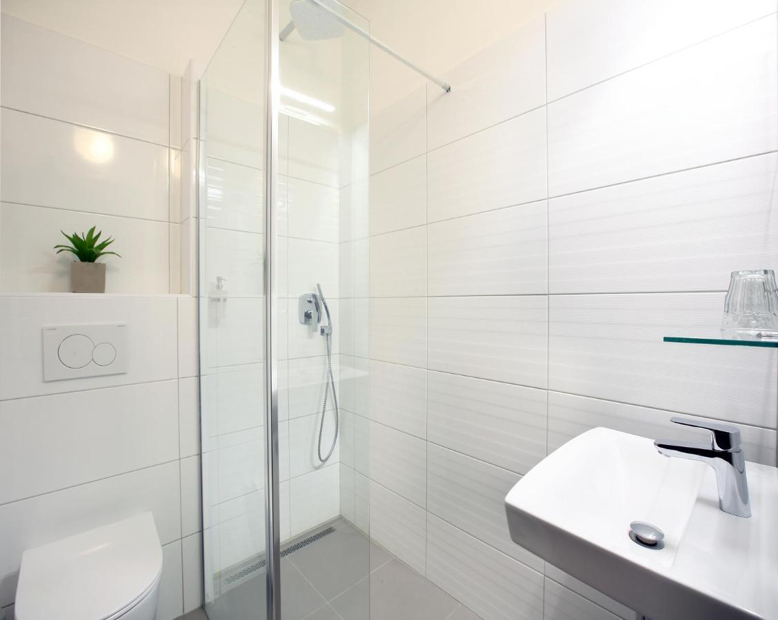 Hotel Penzion Na 15. Poledniku à Jindřichův Hradec Extérieur photo