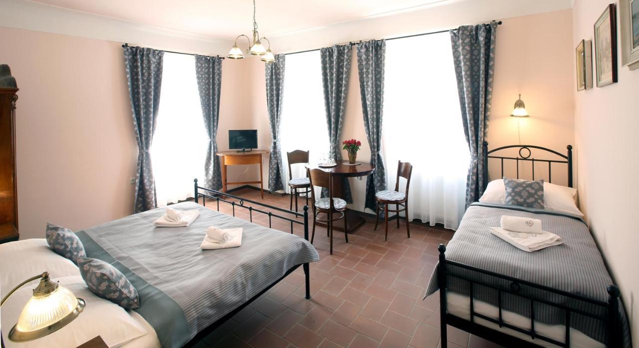 Hotel Penzion Na 15. Poledniku à Jindřichův Hradec Extérieur photo