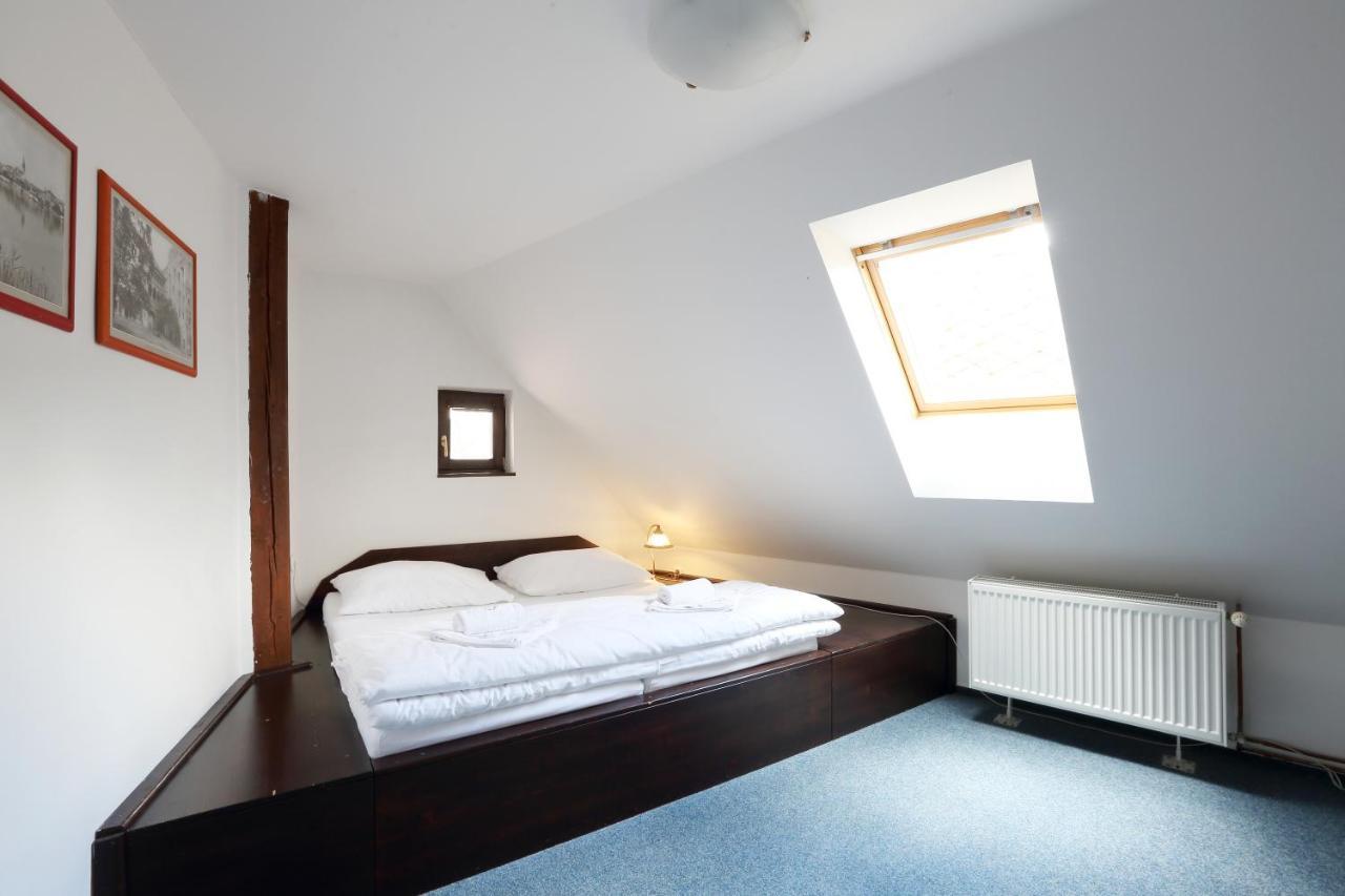 Hotel Penzion Na 15. Poledniku à Jindřichův Hradec Extérieur photo