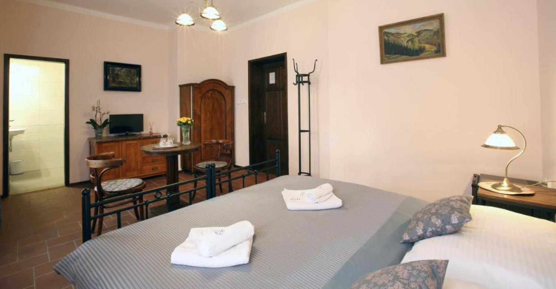 Hotel Penzion Na 15. Poledniku à Jindřichův Hradec Extérieur photo